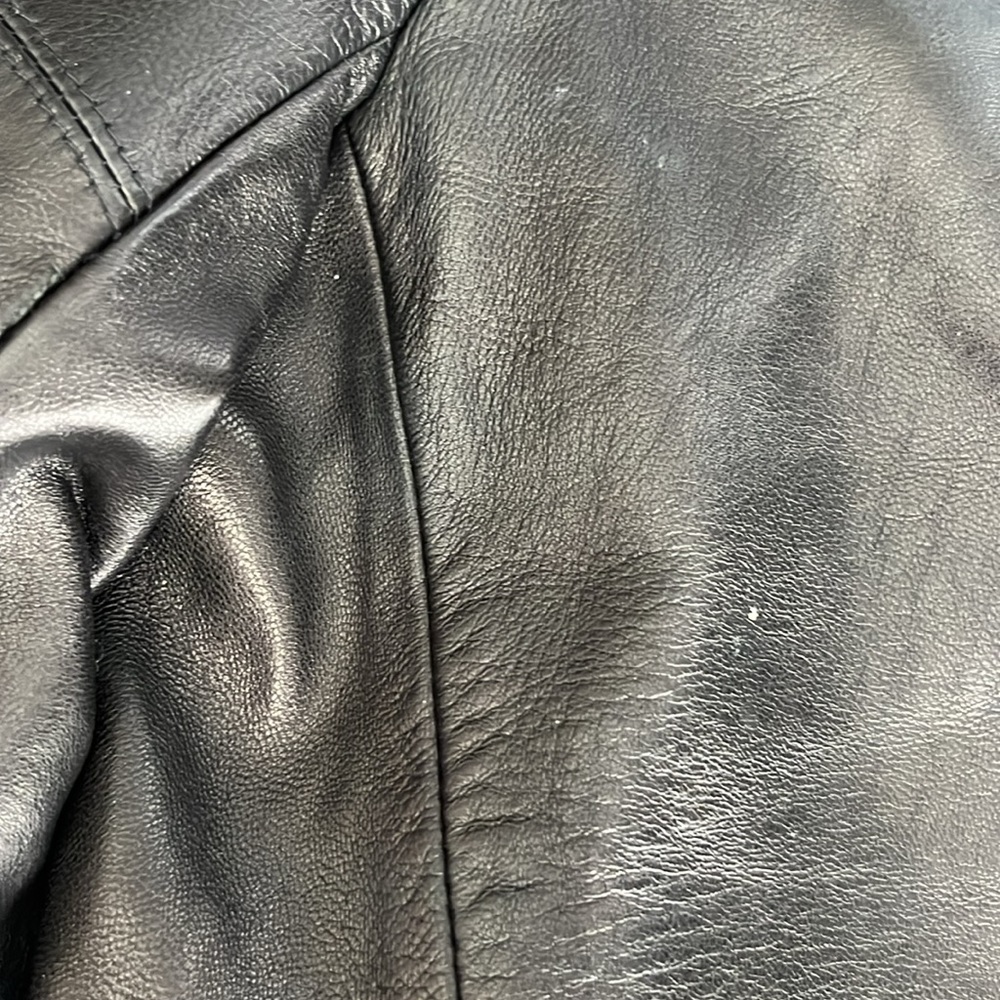 Like new Siena Studio, leather coat, mid length size medium/black - Picture 7 of 9